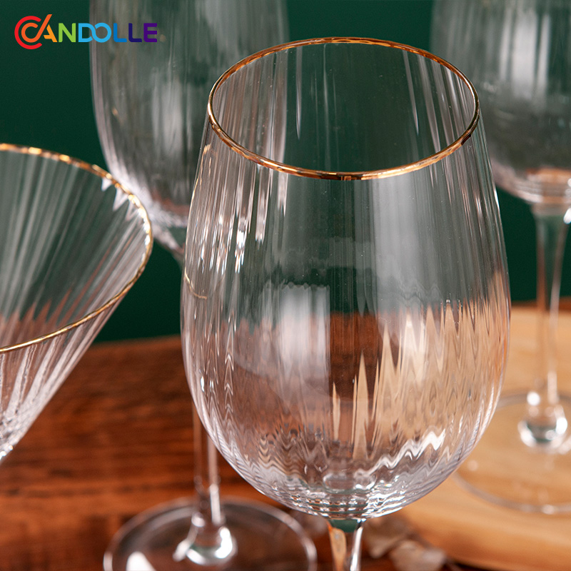 470ml Gold Rim Vertical Ribbed Crystal White Wine Glass