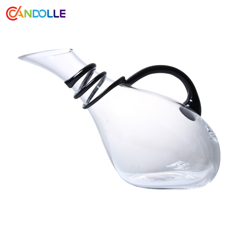 What Does a Decanter Do? What Does a Decanter Do?