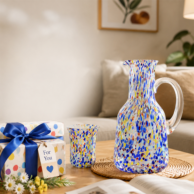 How to Pick a Living Room Carafe as a Gift