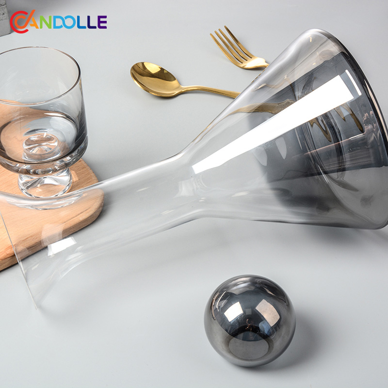 Electroplated Smoky Gray Wine Decanter Glass Set with Sphere Stopper Electroplated Smoky Gray Wine Decanter Glass Set with Sphere Stopper