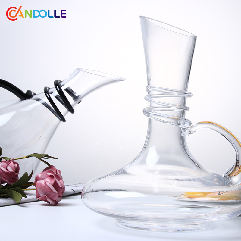 1800ml Handblown Swirl Wide-base Carafe with Grip Handle