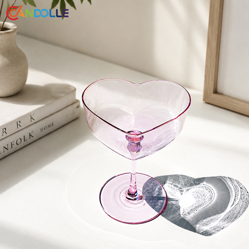 230ml Erbium Pink Heart Shaped Coupe Cocktail Glass for Valentine's Day 230ml Erbium Pink Heart Shaped Coupe Cocktail Glass for Valentine's Day