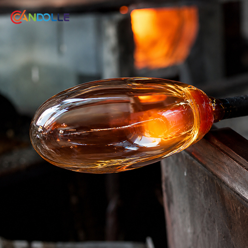 Qixian Glass: Shanxi Merchants to the World Qixian Glass: Shanxi Merchants to the World